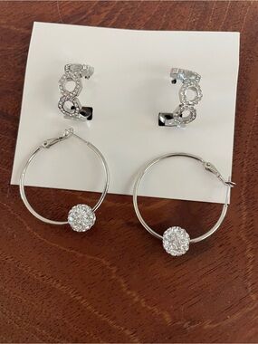 Set of 2 Silver Crystal Link Hoop Earrings - Women Jewelry
